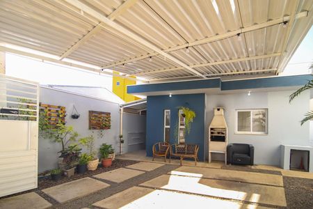 Casa para alugar com 45m², 2 quartos e 2 vagas Casa para alugar com 45m², 2 quartos e 2 vagasGaragem e churrasqueira