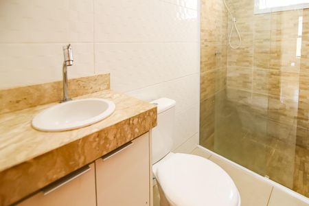 Casa para alugar com 45m², 2 quartos e 2 vagasBanheiro Social