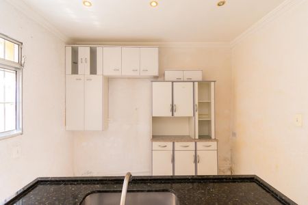 Casa à venda com 80m², 1 quarto e sem vaga Casa à venda com 80m², 1 quarto e sem vagaCozinha