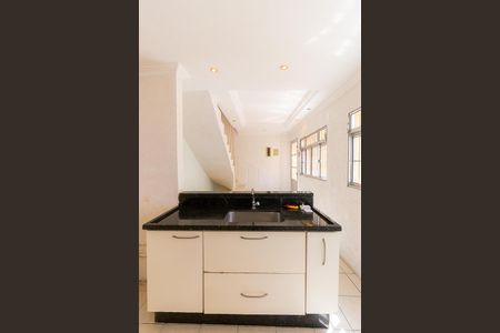 Casa à venda com 80m², 1 quarto e sem vaga Casa à venda com 80m², 1 quarto e sem vagaCozinha