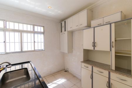 Casa à venda com 80m², 1 quarto e sem vaga Casa à venda com 80m², 1 quarto e sem vagaCozinha