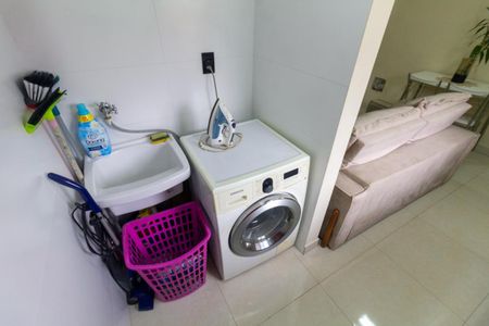 Apartamento para alugar com 40m², 2 quartos e sem vagaCozinha e Área de Serviço