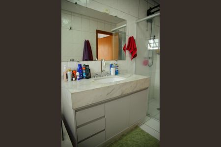 Casa à venda com 200m², 3 quartos e 3 vagasBanheiro da Suíte 