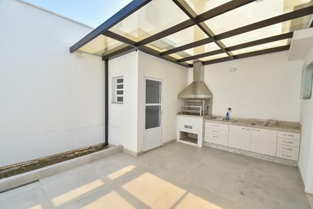Casa para alugar com 330m², 5 quartos e 3 vagas Casa para alugar com 330m², 5 quartos e 3 vagasChurrasqueira