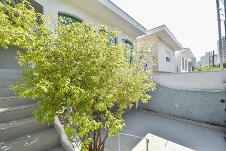 Casa para alugar com 330m², 5 quartos e 3 vagas Casa para alugar com 330m², 5 quartos e 3 vagasGaragem