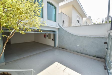 Casa para alugar com 330m², 5 quartos e 3 vagas Casa para alugar com 330m², 5 quartos e 3 vagasGaragem