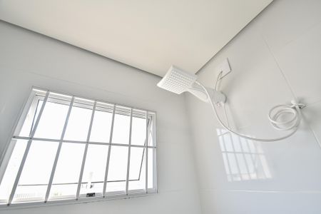 Casa para alugar com 330m², 5 quartos e 3 vagas Casa para alugar com 330m², 5 quartos e 3 vagasBanheiro da suíte 2