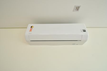 Casa para alugar com 330m², 5 quartos e 3 vagas Casa para alugar com 330m², 5 quartos e 3 vagasSala