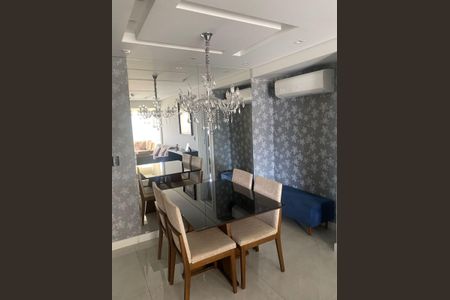 Apartamento à venda com 81m², 2 quartos e 2 vagas Apartamento à venda com 81m², 2 quartos e 2 vagasSala