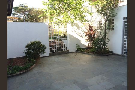 Casa à venda com 214m², 3 quartos e 2 vagasFoto 06