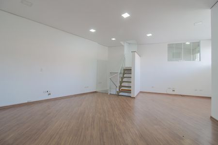 Casa para alugar com 3 quartos, 367m² em Vila Nossa Senhora das Vitorias, Mauá