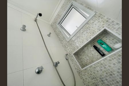 Apartamento à venda com 81m², 3 quartos e 2 vagasBanheiro 2