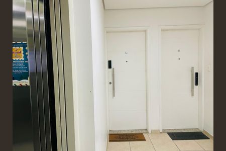 Apartamento à venda com 81m², 3 quartos e 2 vagasElevador