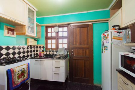 Casa à venda com 280m², 3 quartos e 6 vagas