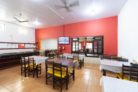 Casa à venda com 280m², 3 quartos e 6 vagas