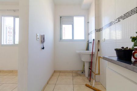 Apartamento para alugar com 29m², 2 quartos e sem vaga Apartamento para alugar com 29m², 2 quartos e sem vagaCozinha e Área de Serviço
