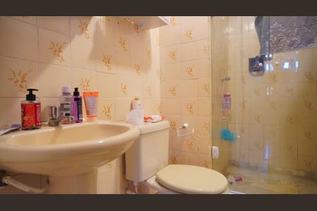 Banheiro de kitnet/studio à venda com 1 quarto, 32m² em Menino Deus, Porto Alegre