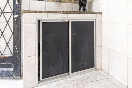 Casa à venda com 97m², 2 quartos e sem vaga Casa à venda com 97m², 2 quartos e sem vagaCozinha - Armários