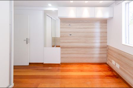 Apartamento para alugar com 158m², 4 quartos e 3 vagas Apartamento para alugar com 158m², 4 quartos e 3 vagasQuarto 1