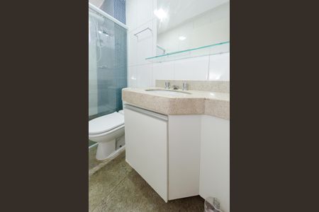 Apartamento para alugar com 158m², 4 quartos e 3 vagas Apartamento para alugar com 158m², 4 quartos e 3 vagasBanheiro social