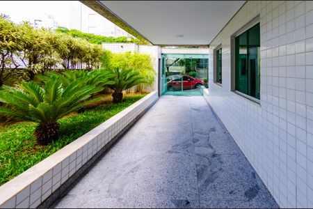 Apartamento para alugar com 158m², 4 quartos e 3 vagas Apartamento para alugar com 158m², 4 quartos e 3 vagasÁrea comum