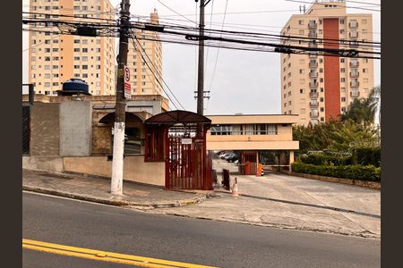 Apartamento para alugar com 56m², 2 quartos e 1 vaga Apartamento para alugar com 56m², 2 quartos e 1 vagaFachada