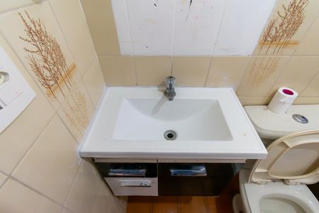 Apartamento para alugar com 56m², 2 quartos e 1 vaga Apartamento para alugar com 56m², 2 quartos e 1 vagaBanheiro