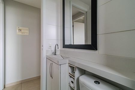 Apartamento à venda com 41m², 2 quartos e 1 vaga Apartamento à venda com 41m², 2 quartos e 1 vagaBanheiro