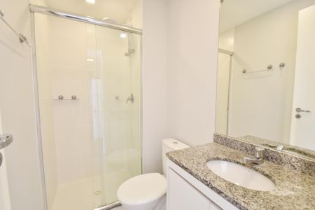 Studio para alugar com 25m², 1 quarto e sem vaga Studio para alugar com 25m², 1 quarto e sem vagaBanheiro Social