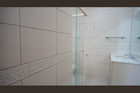 Apartamento à venda com 76m², 2 quartos e 1 vaga Apartamento à venda com 76m², 2 quartos e 1 vagaBanheiro suite