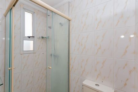 Apartamento à venda com 66m², 2 quartos e 2 vagasBanheiro da Suíte