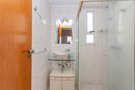 Apartamento à venda com 66m², 2 quartos e 2 vagasBanheiro da Suíte