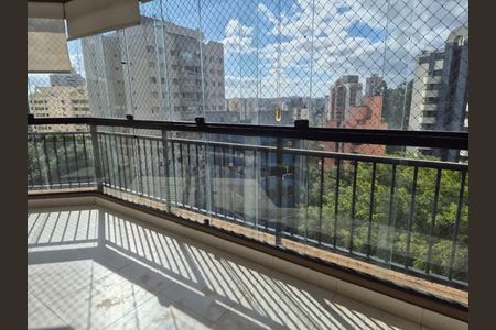 Apartamento à venda com 138m², 3 quartos e 4 vagasFoto 06