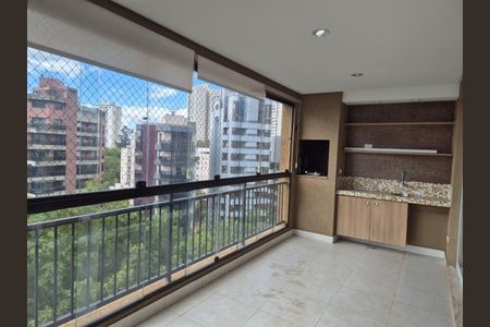 Apartamento à venda com 138m², 3 quartos e 4 vagasFoto 01