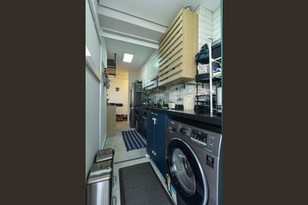 Apartamento à venda com 69m², 3 quartos e 1 vagaÁrea de Serviço