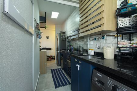 Apartamento à venda com 69m², 3 quartos e 1 vagaÁrea de Serviço