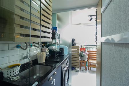 Apartamento à venda com 69m², 3 quartos e 1 vagaÁrea de Serviço