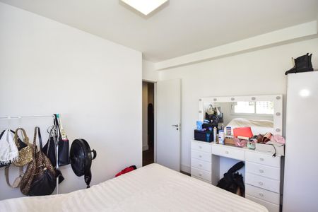 Apartamento à venda com 141m², 3 quartos e 2 vagasSuíte 2