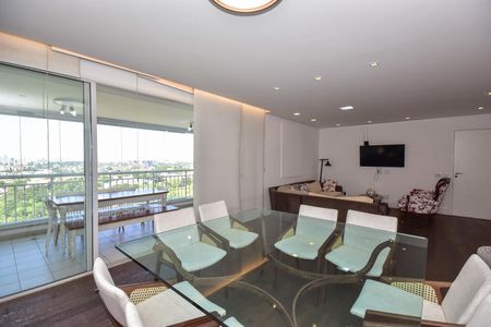 Sala de apartamento para alugar com 3 quartos, 141m² em Jardim Monte Kemel, São Paulo