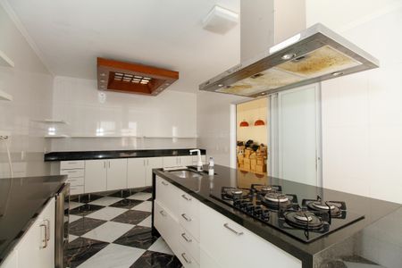 Casa à venda com 400m², 4 quartos e 3 vagasCozinha