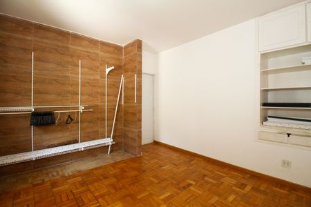 Casa à venda com 400m², 4 quartos e 3 vagasQuarto 2