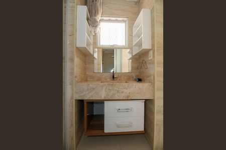 Casa à venda com 400m², 4 quartos e 3 vagasBanheiro de Serviço