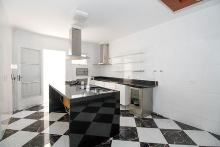 Casa à venda com 400m², 4 quartos e 3 vagasCozinha