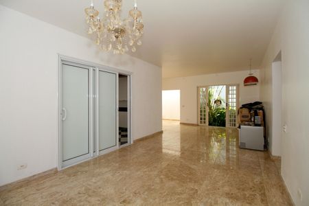 Casa à venda com 400m², 4 quartos e 3 vagasSala de Jantar