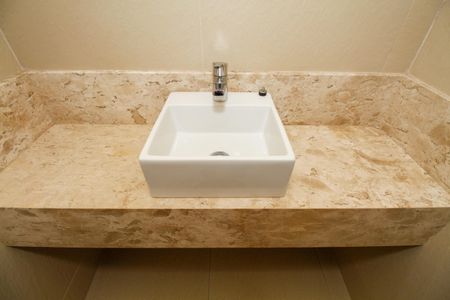 Casa à venda com 400m², 4 quartos e 3 vagasBanheiro da Suíte 2