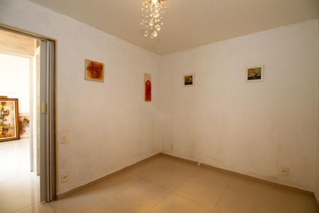 Casa à venda com 400m², 4 quartos e 3 vagasQuarto de Serviço