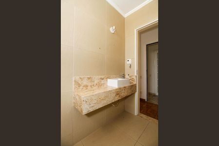 Casa à venda com 400m², 4 quartos e 3 vagasBanheiro da Suíte 1