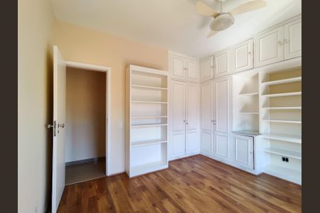 Apartamento à venda com 120m², 3 quartos e 2 vagasQuarto 1