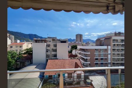 Apartamento à venda com 120m², 3 quartos e 2 vagasVista do Quarto 2