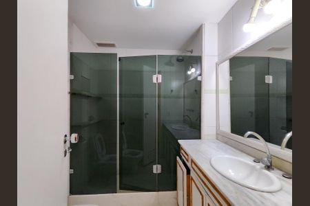 Apartamento à venda com 120m², 3 quartos e 2 vagasBanheiro Corredor